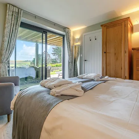 Holiday home Long Commons *