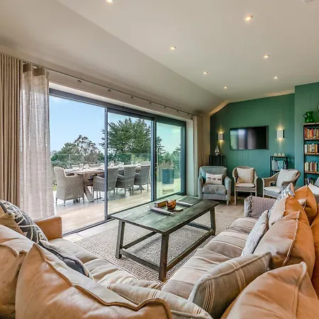 Holiday home Long Commons *